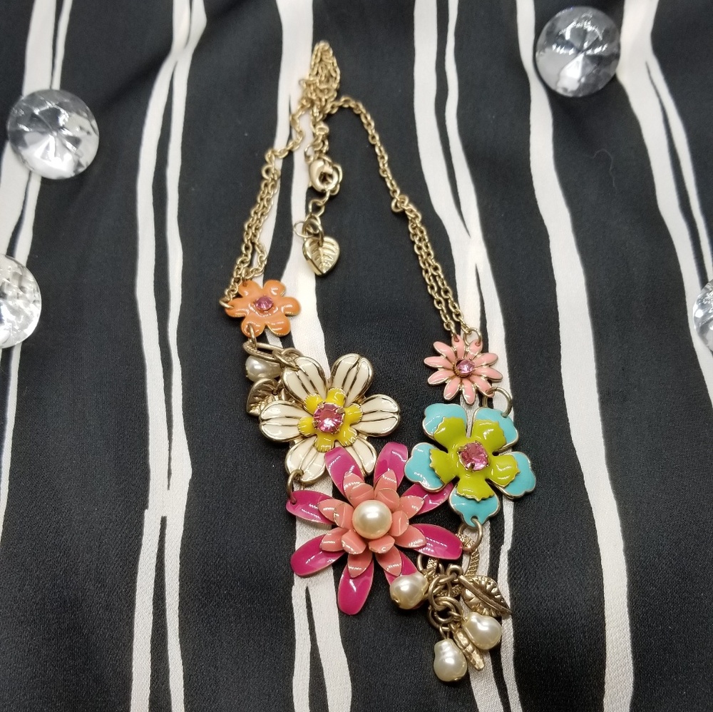 Colorful Flower Necklace